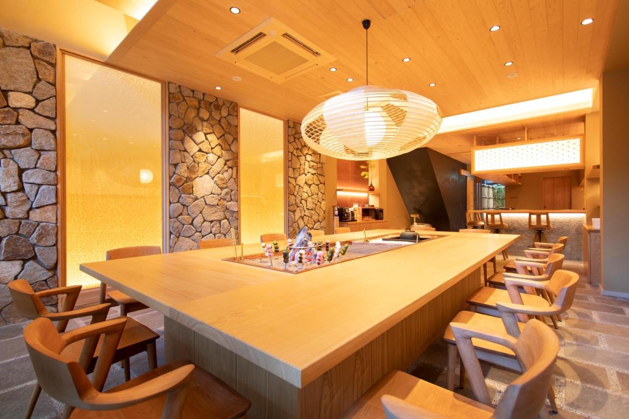Hotel Kanazawa Zoushi Exteriör bild